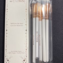 Crown All Eyes On You 5 Piece Luxe Brush Set