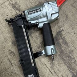 Metabo HPT N5024A2M 16 Gauge 1 inch Wide Crown Stapler