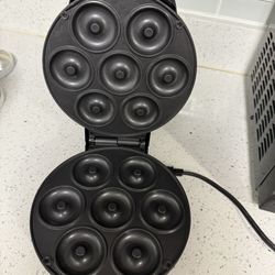 Mini Doughnut Machine