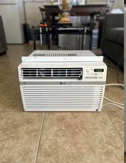 Air conditioner 8,000 Btu/h