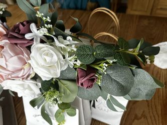Small Arch Flowers Thumbnail