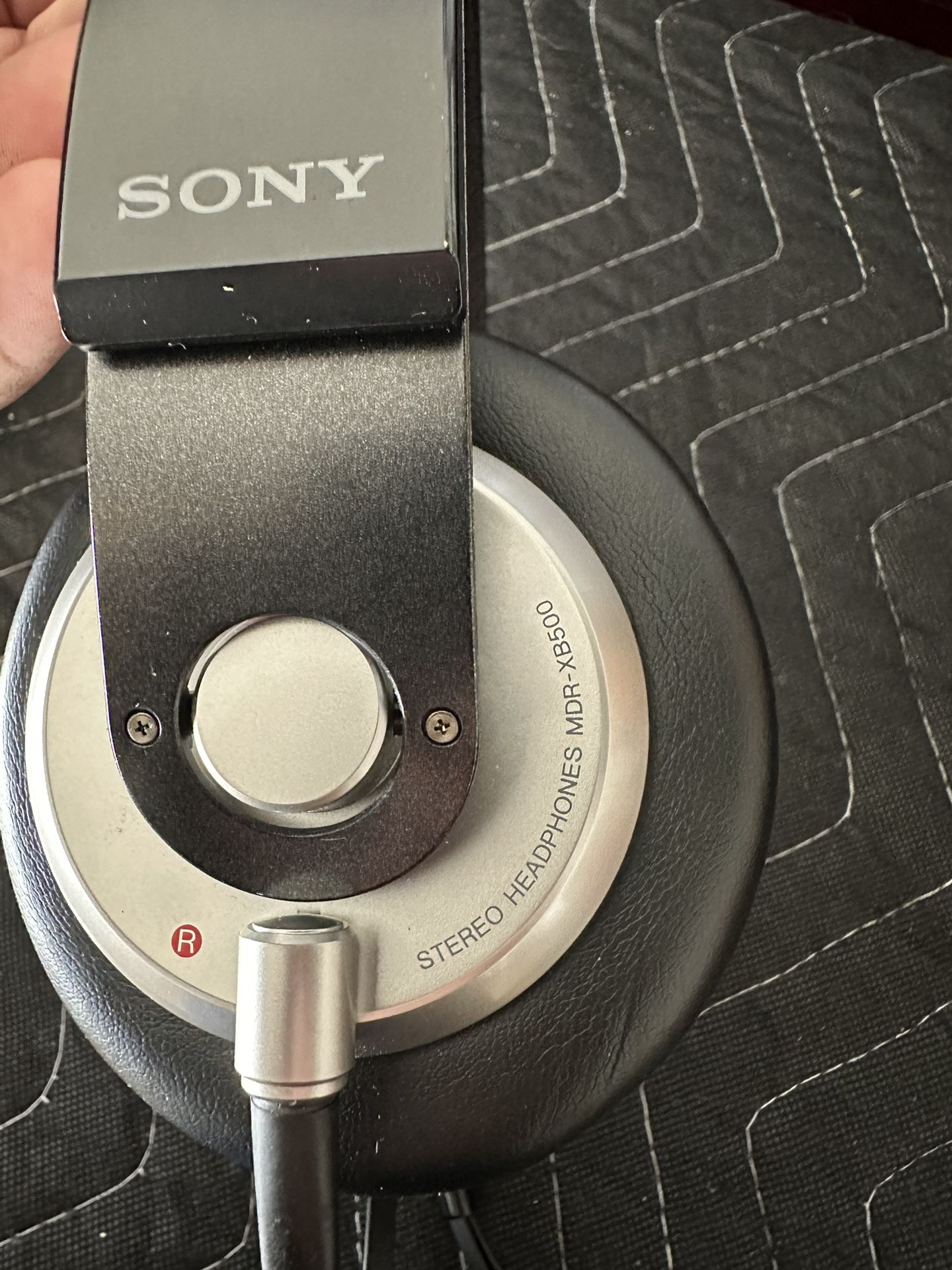 Sony MDR-XB500