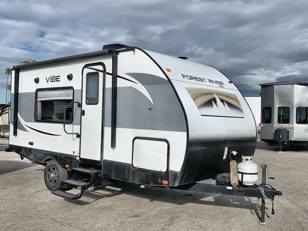 Used 2020 Forest River RV Vibe 16RB
