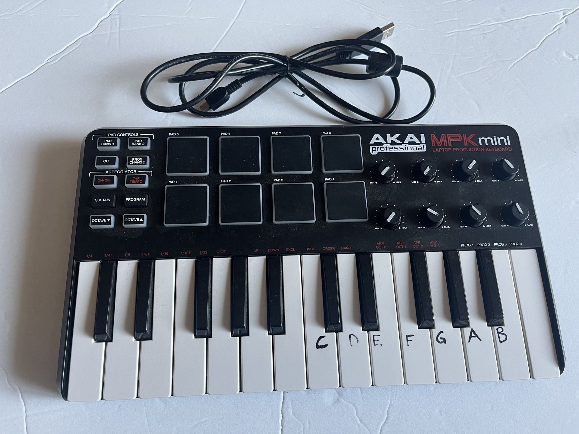 Akai Professional MPK Mini Laptop Production Keyboard