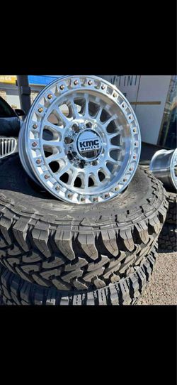 17x9 Kmc wheels