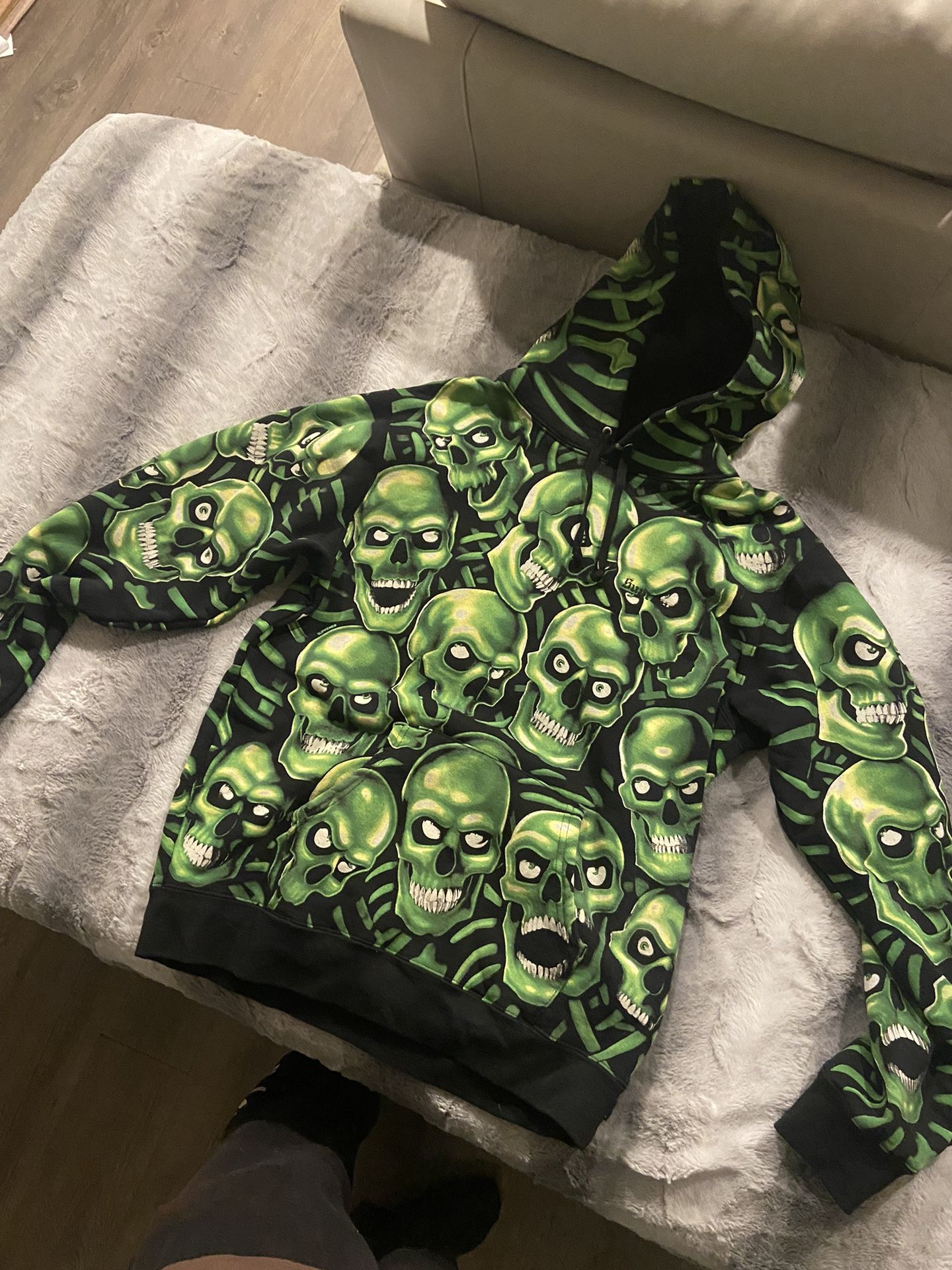 L Green Supreme Skull Hoodie 