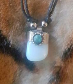 Unisex Moon stone quartz necklace from Peru Machu Pichu