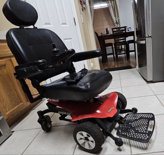 Jazzy Elite Power Chair