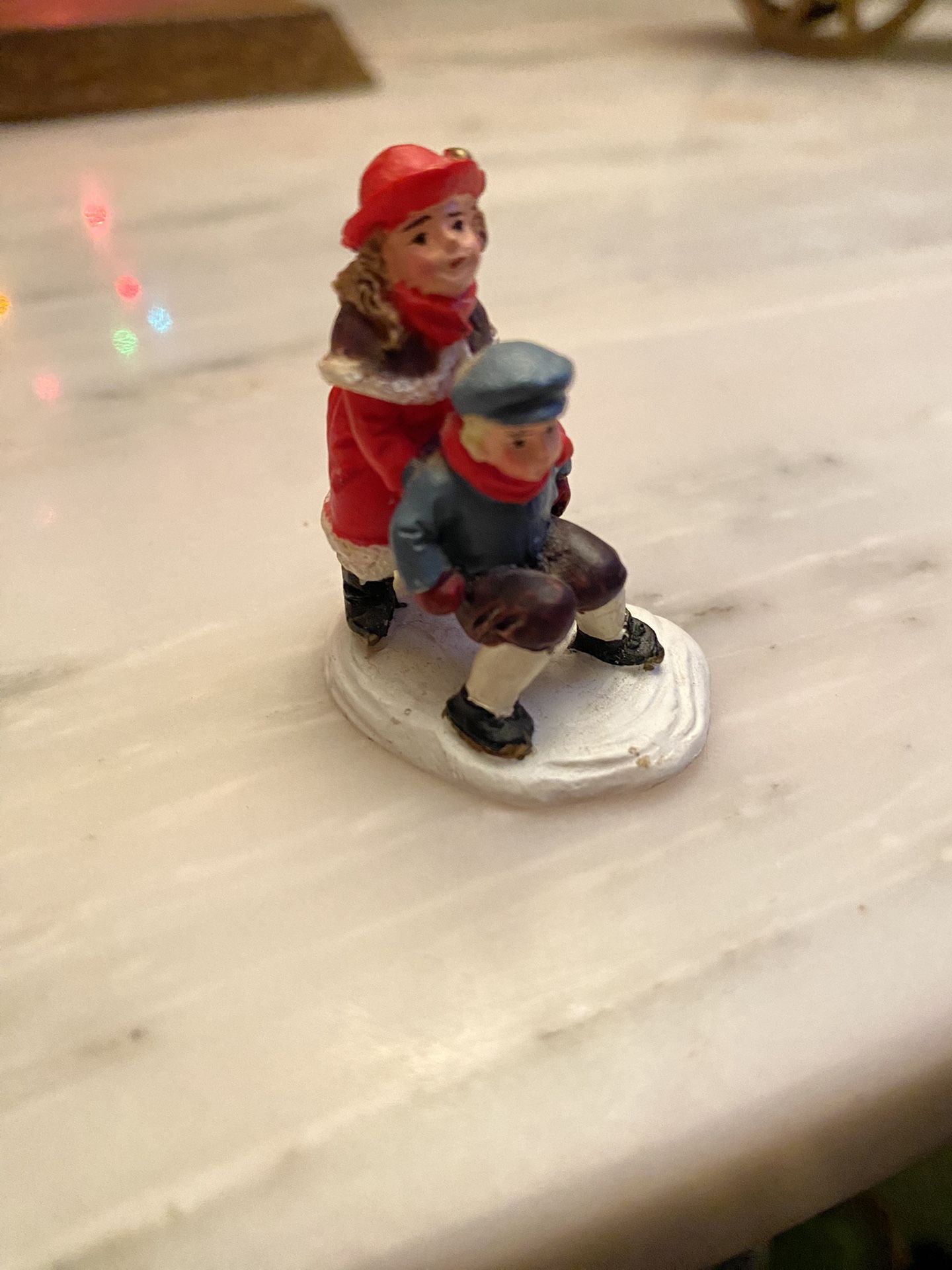 1993 christmas Village Figurine Children Skating Mervyns