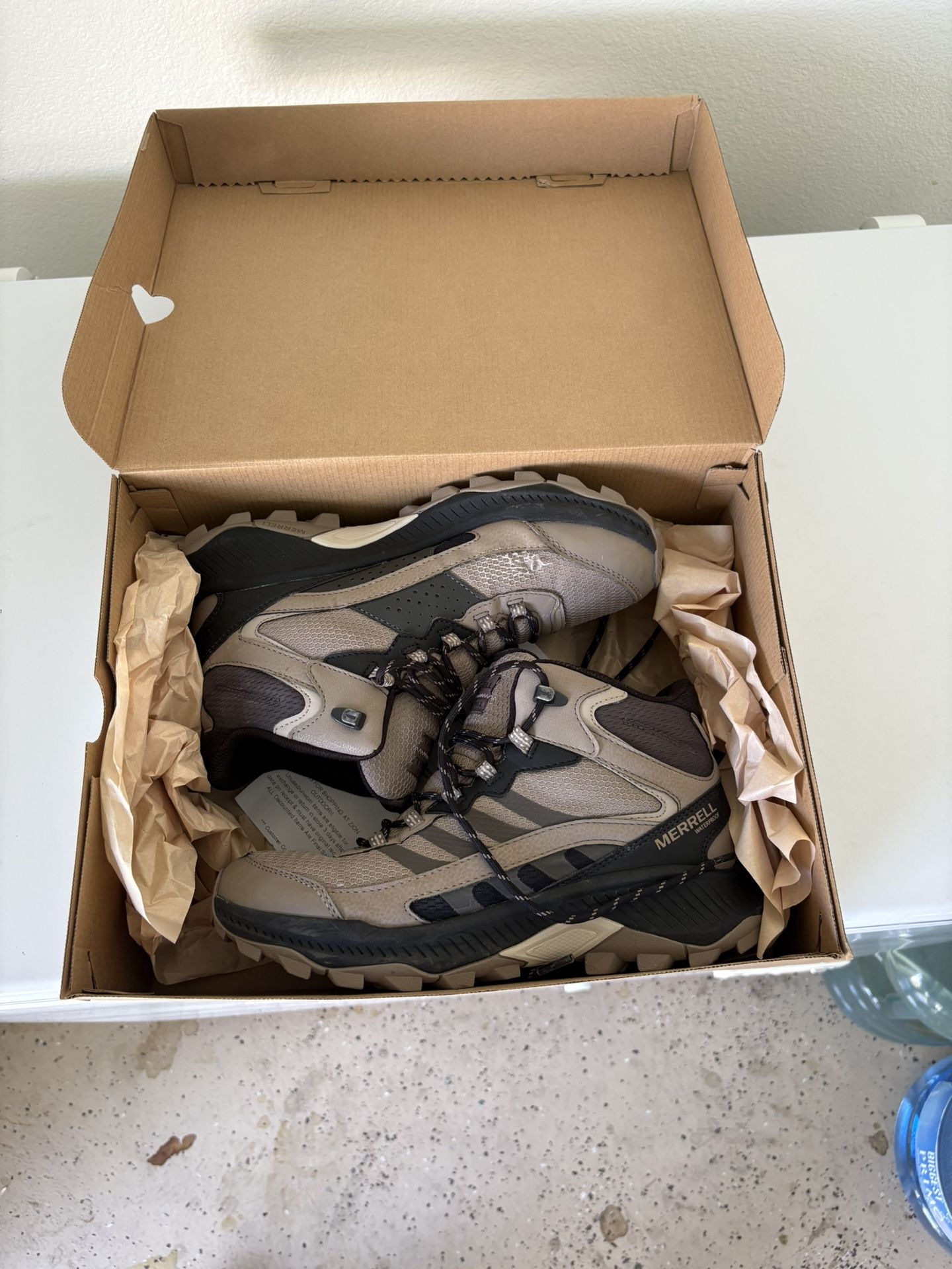 Merrell Waterproof Hiking Boots Size 9