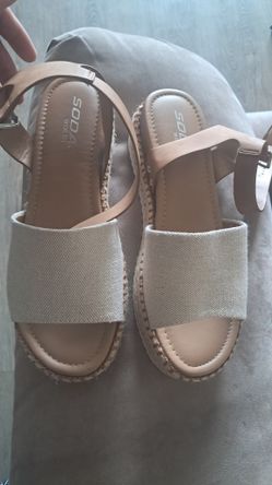 SODA Style Wide Fit Size 10 Like NEW