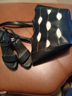 Black Cutout Tote Bag and Sandals Set
