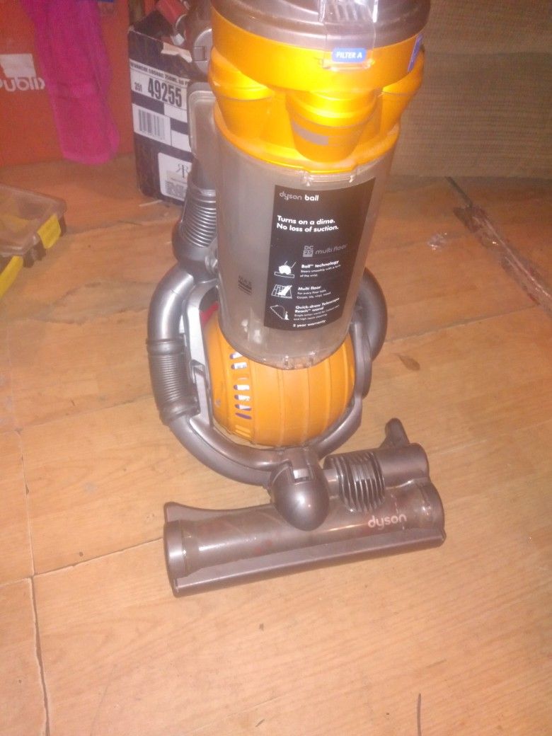 Dyson Vaccuum