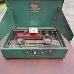 Coleman 413G Stove