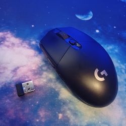 Logitech G305