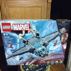 LEGO Marvel 76248 The Avengers Quinjet Infinity Saga Set
