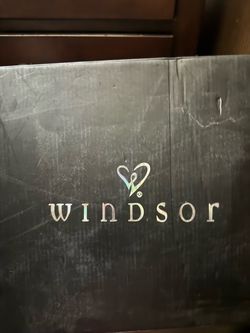 Windsor size 8 platform boots