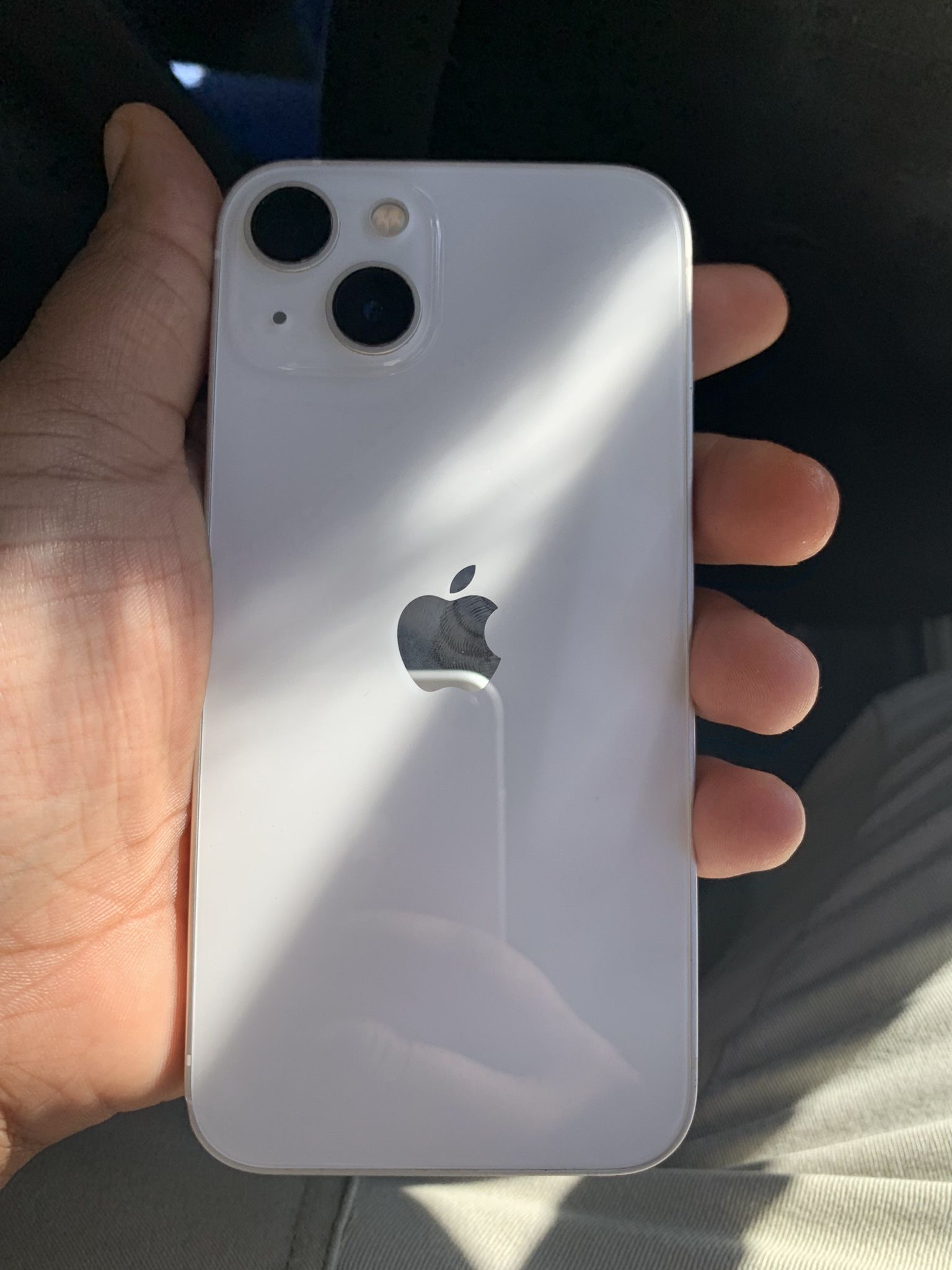 iphone 13 white