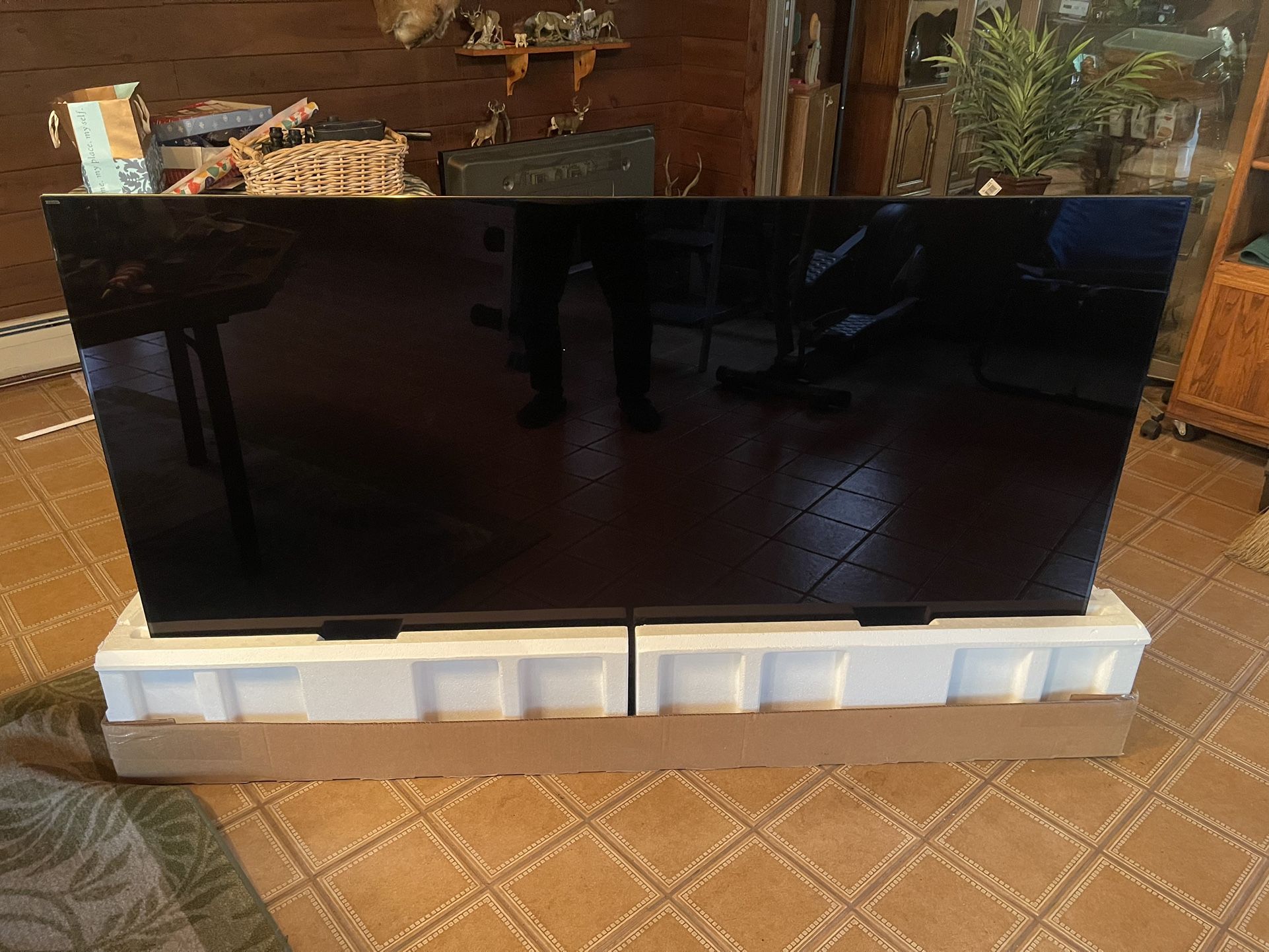 Sony XBR75X940D Screen Is Damaged for Sale in Allentown, PA OfferUp