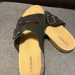 Black Sandals, Size 6.5 Women’s 