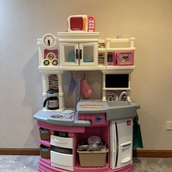 Step2 Great Gourmet Kitchen & More