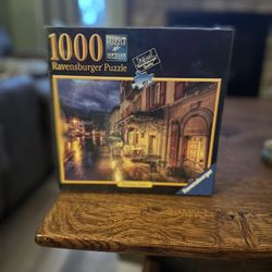 Ravensburger Boutique Street 1000-piece jigsaw puzzle Sealed