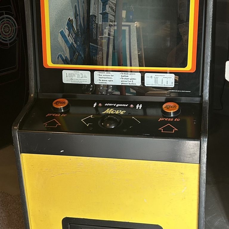 Kickman Arcade for Sale in Hickory, PA - OfferUp