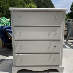 Small Chest Of Drawers