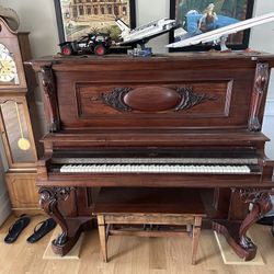 Antique Piano