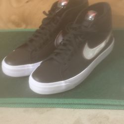 Nike SB Zoom Blazer Mid Pro GT