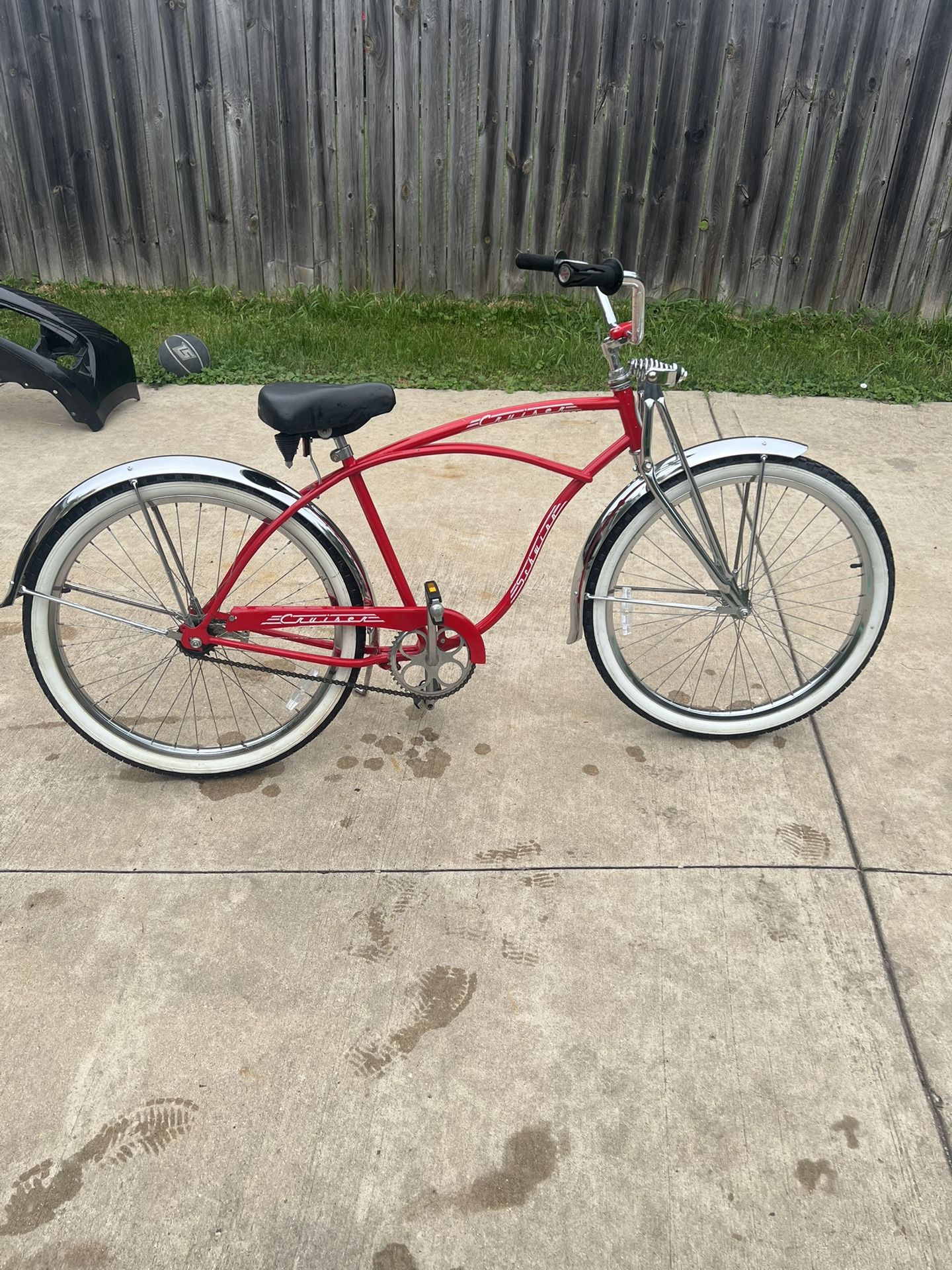 SCHWINN BEACH CRUISER