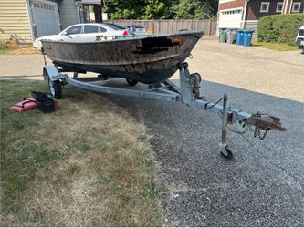 Aluminum boat riveted. With galvanized steel trailer