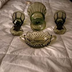 4 Piece Unmarked Fenton Glass