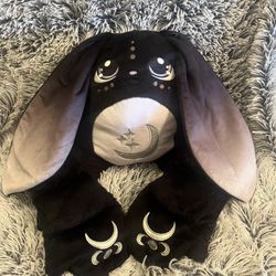 ✨Midnight BLACK ✨Moon Pals bunny 🌙