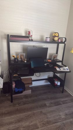 Computer desk