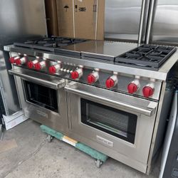 Wolf 60” Stainless Steel Gas Range Stove 
