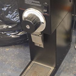 Bunn Coffee Mill Works Perfect Buisness Going Out Of Buisness