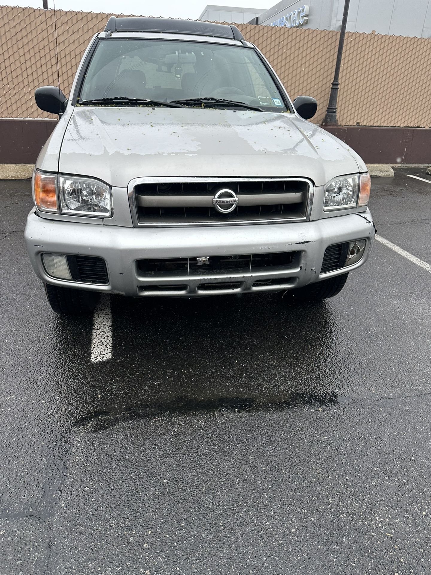 2004 Nissan Pathfinder