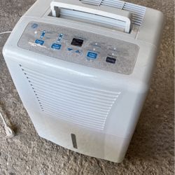 Dehumidifier 