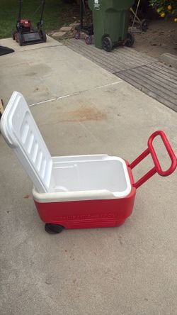 Igloo Wheelie Cooler Used