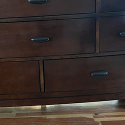 Solid Strong Chester Drawers