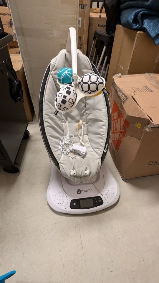4Moms Mamaroo Baby Swing