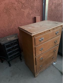Dresser
