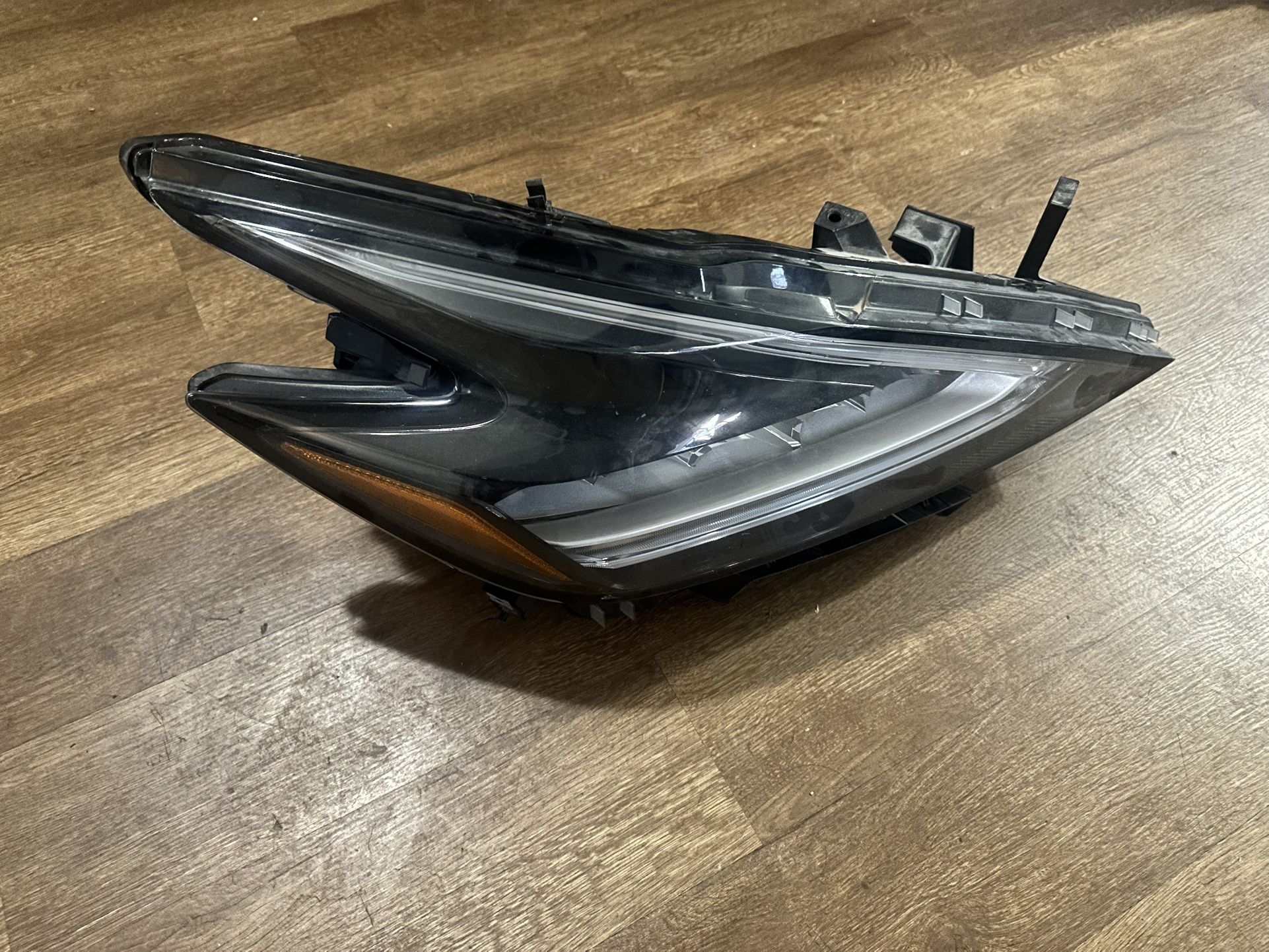 Headlight  Nissan Murano 2019-2021