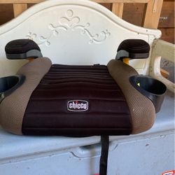 Chico Booster Seat