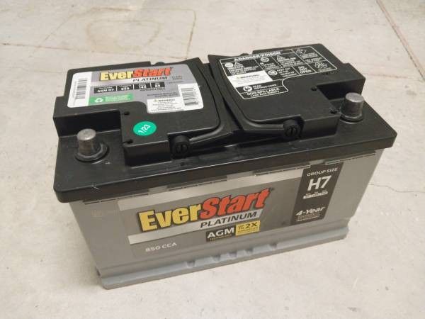 EverStart Platinum AGM Battery - H7 / LN4 / 94R 12 Volt 850 CCA 140 RC