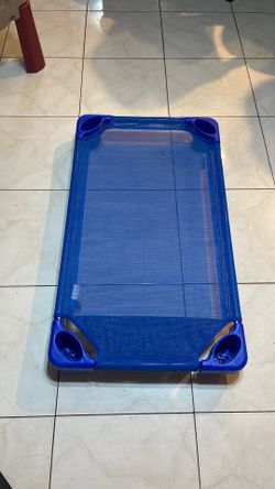 Stackable sleeping cot for kid child toddler ECR 4 Kids