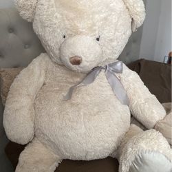 Huge teddy bear