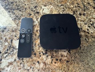 Apple TV 4K (1st Generation, 32 GB)