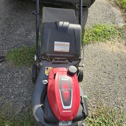 Heavy Duty Honda Lawn Mower